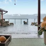 Ferienhaus Stunning In Lavik (Sogn og Fjordane)
